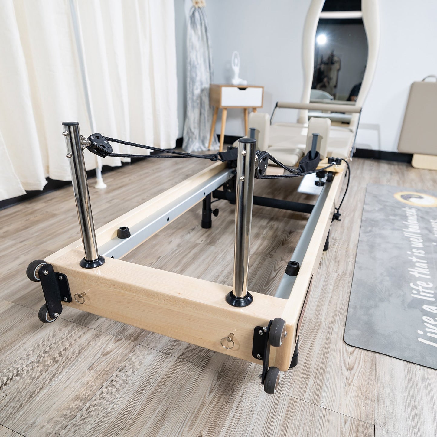 Janet Elite 2.0 Foldable Pilates Reformer | 4K Smart Screen Bundle
